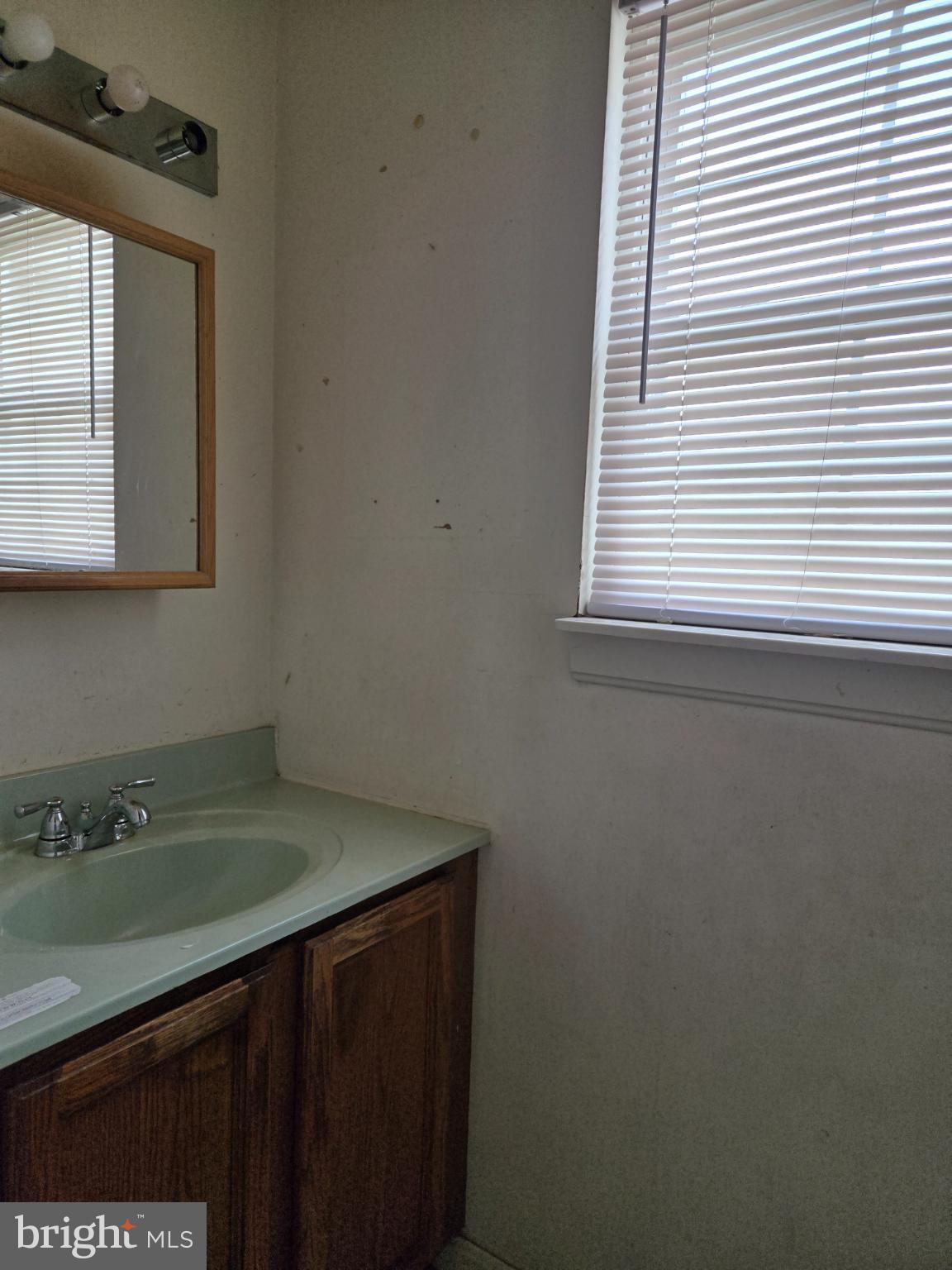 CEDAR CREEK - Residential