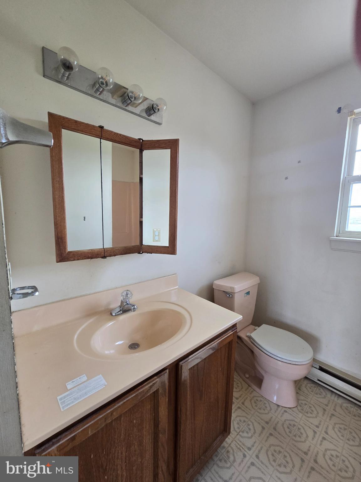 CEDAR CREEK - Residential