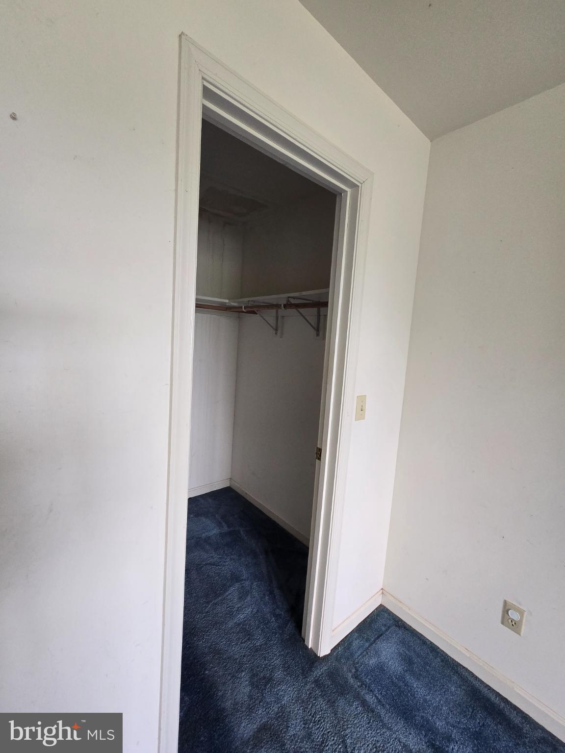 CEDAR CREEK - Residential