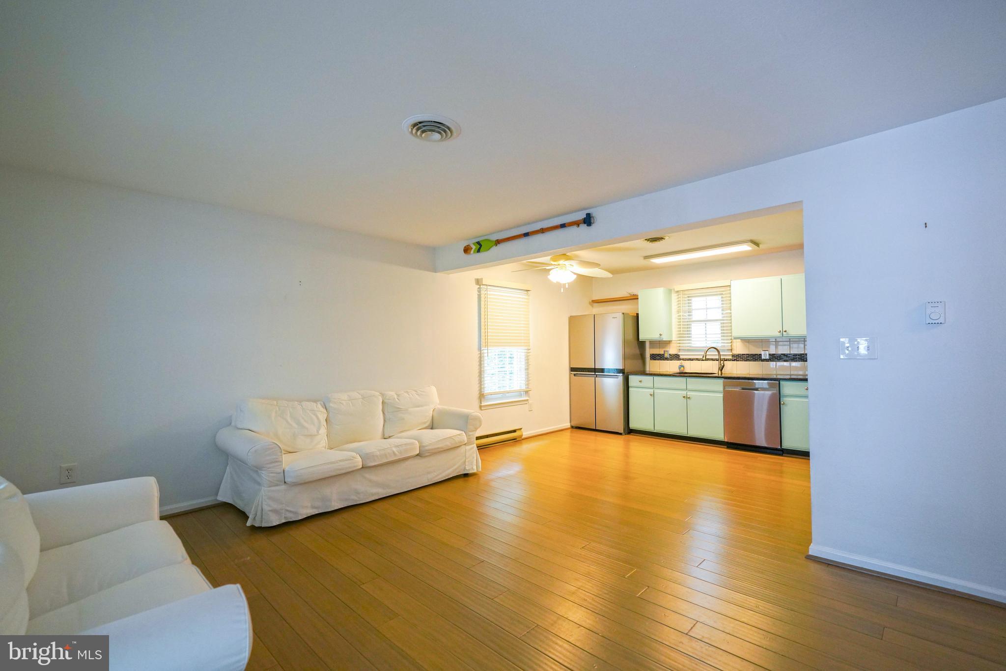 BAHAMAS BEACH - Residential