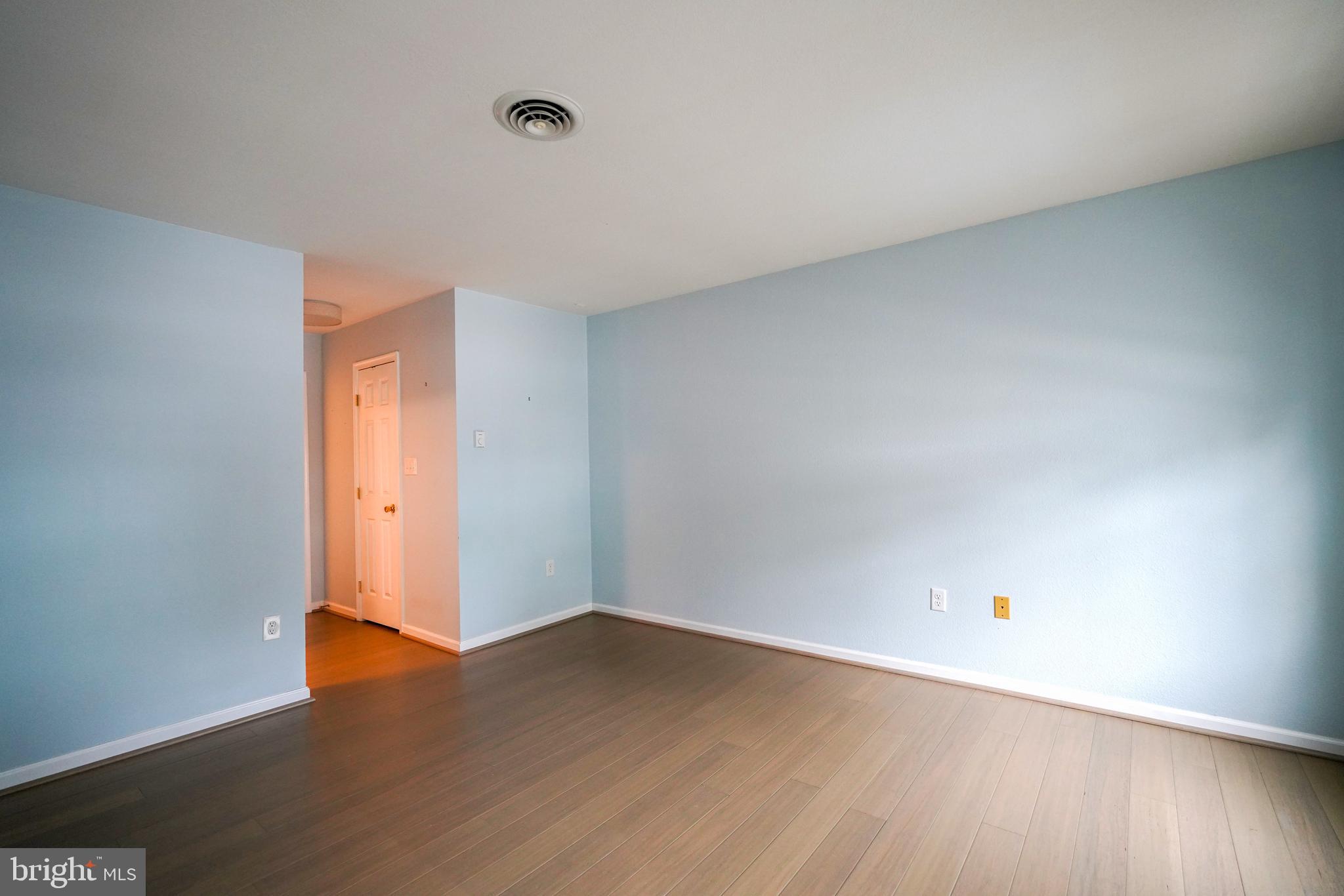 BAHAMAS BEACH - Residential