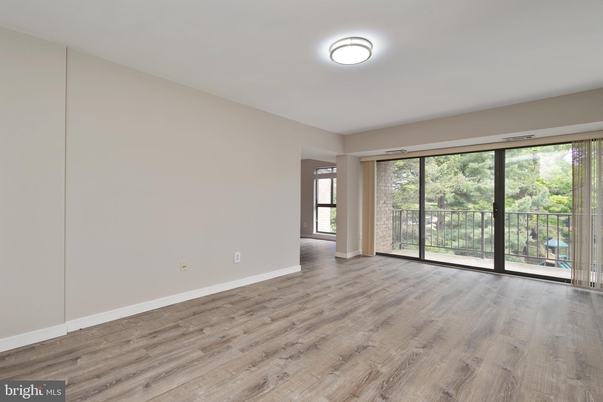 2054 ROYAL FERN COURT 24/21B