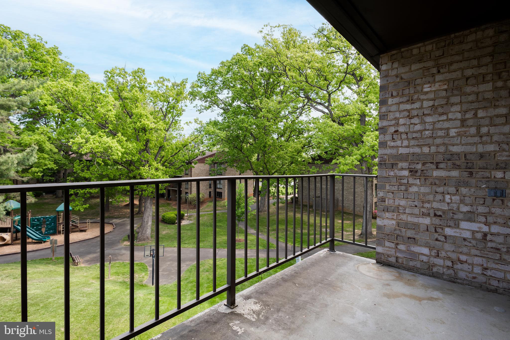 SOUTHGATE CONDO - Residential