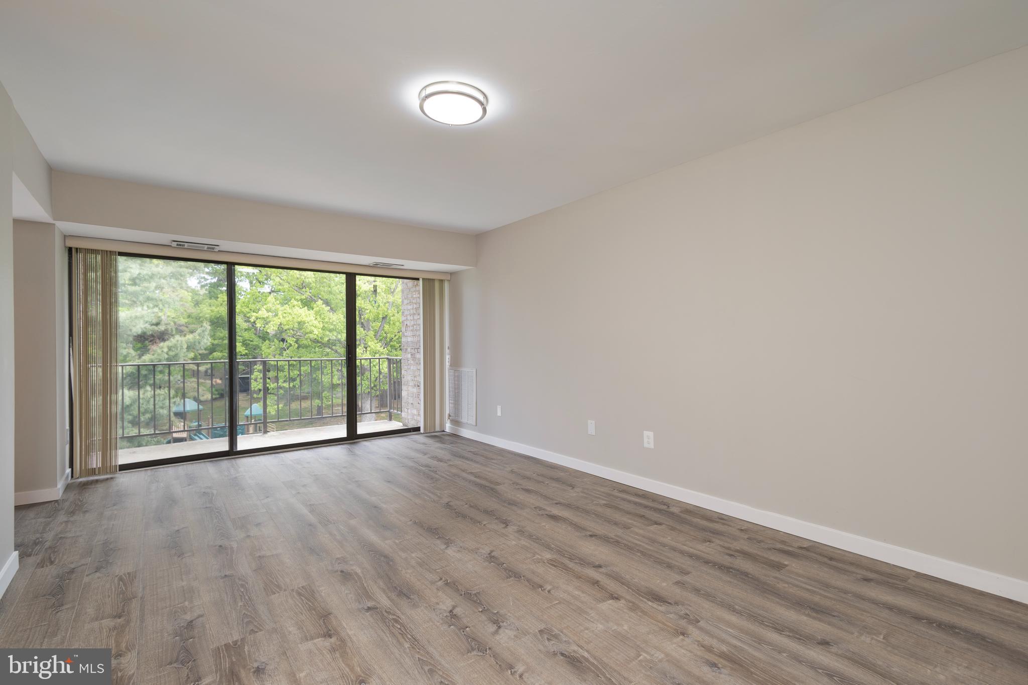 SOUTHGATE CONDO - Residential