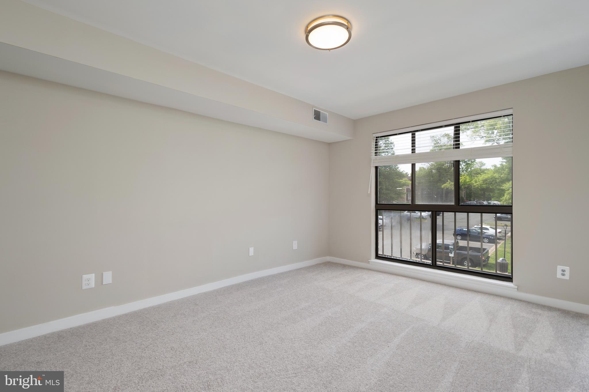 SOUTHGATE CONDO - Residential
