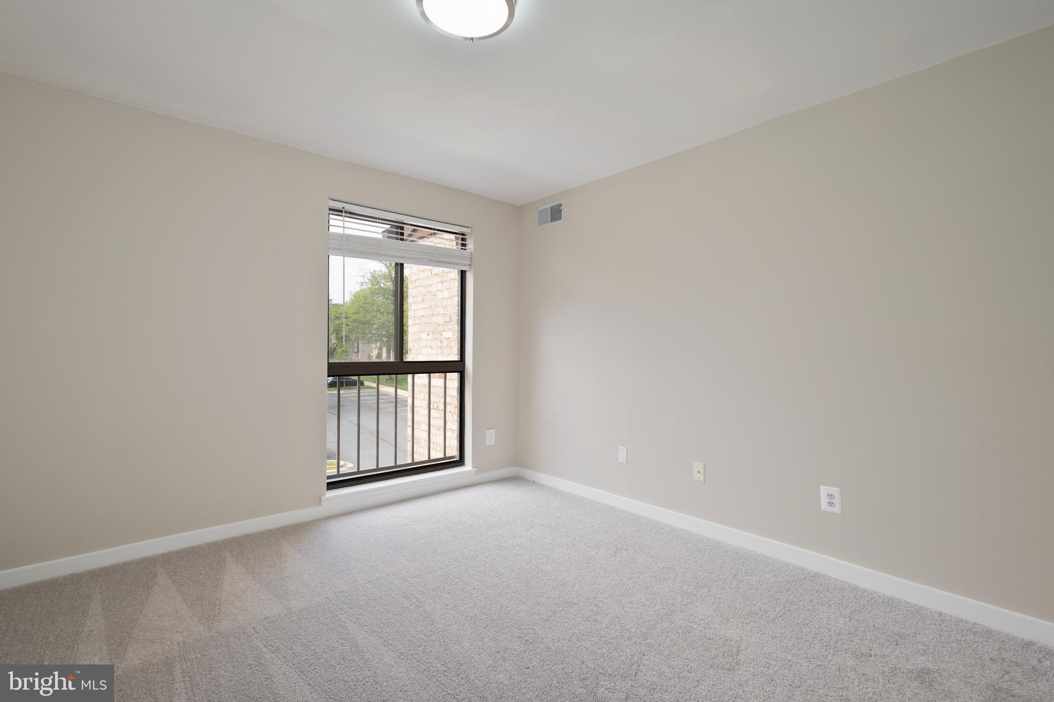 SOUTHGATE CONDO - Residential