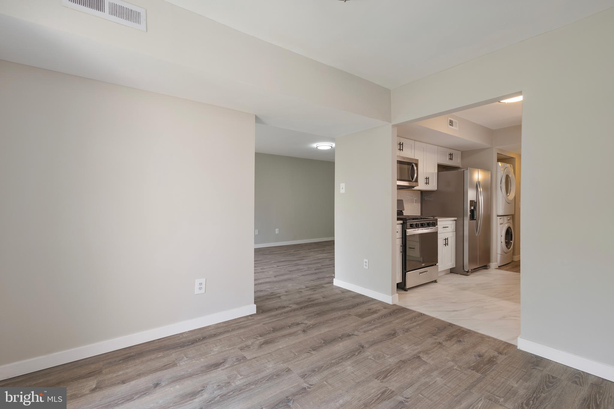 SOUTHGATE CONDO - Residential