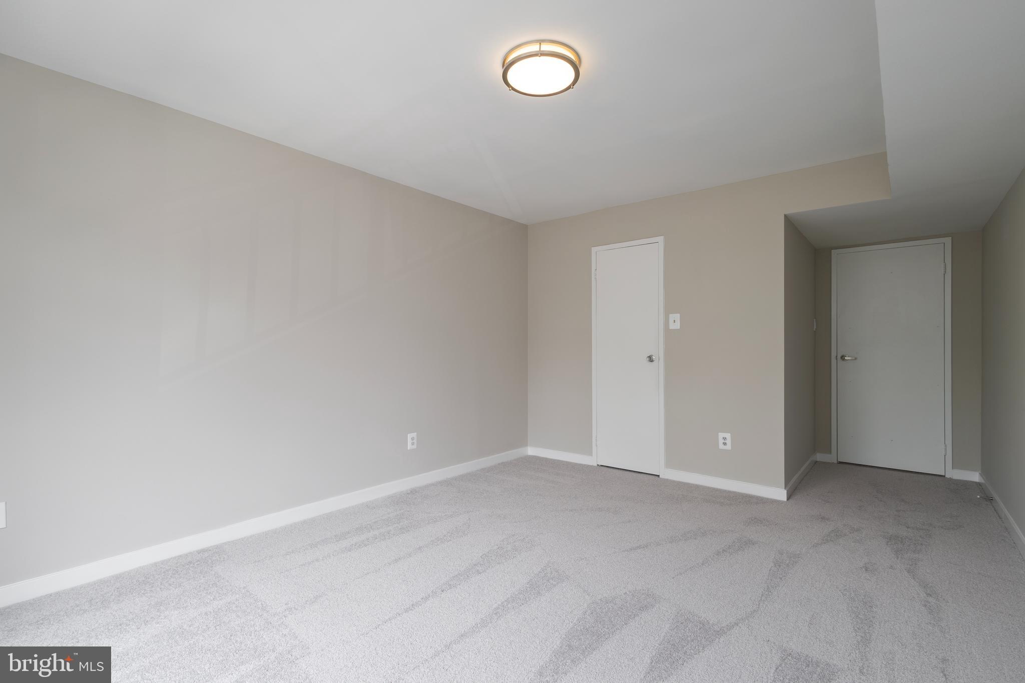 SOUTHGATE CONDO - Residential