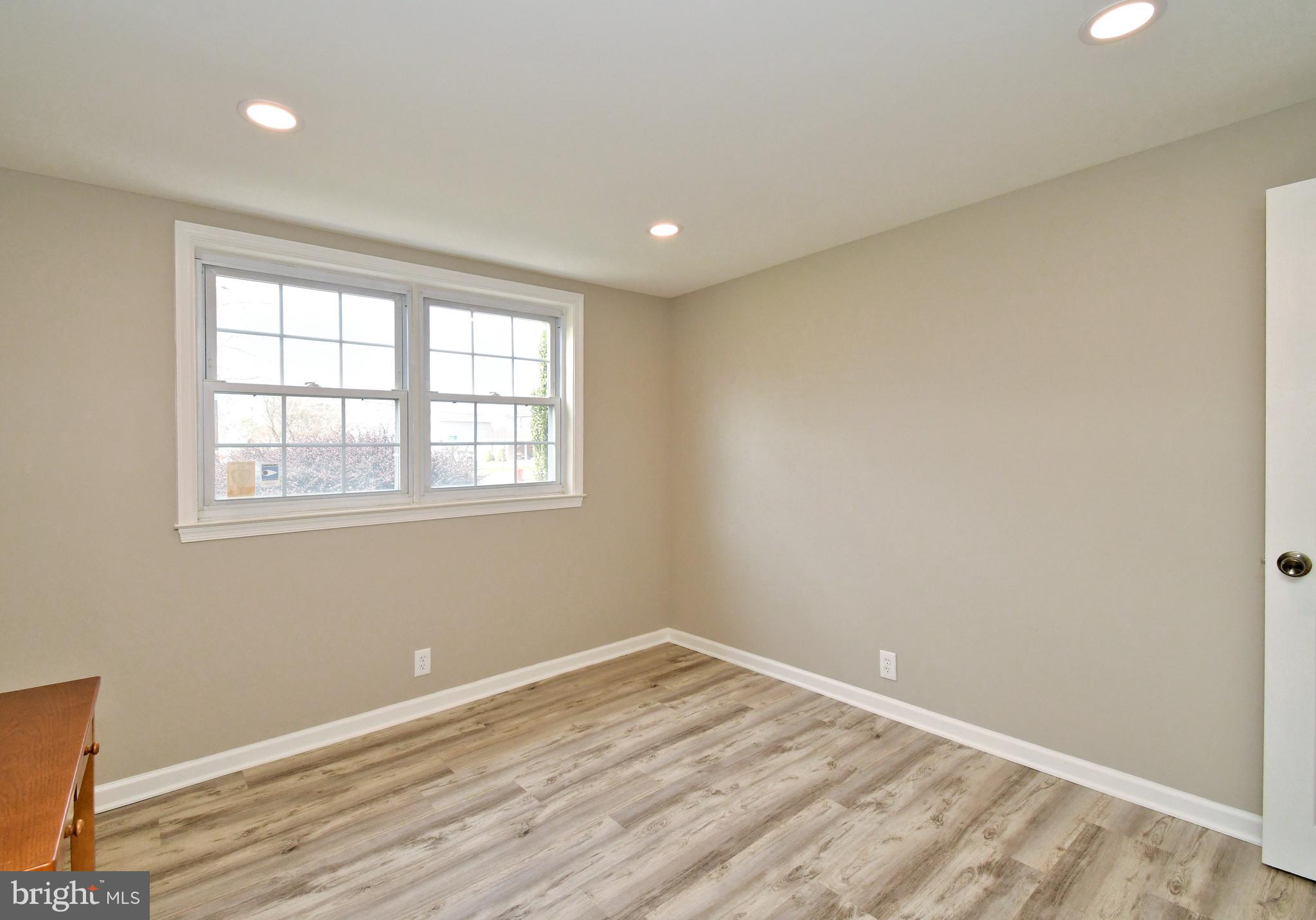 GLEN VIEW PARK - Residential