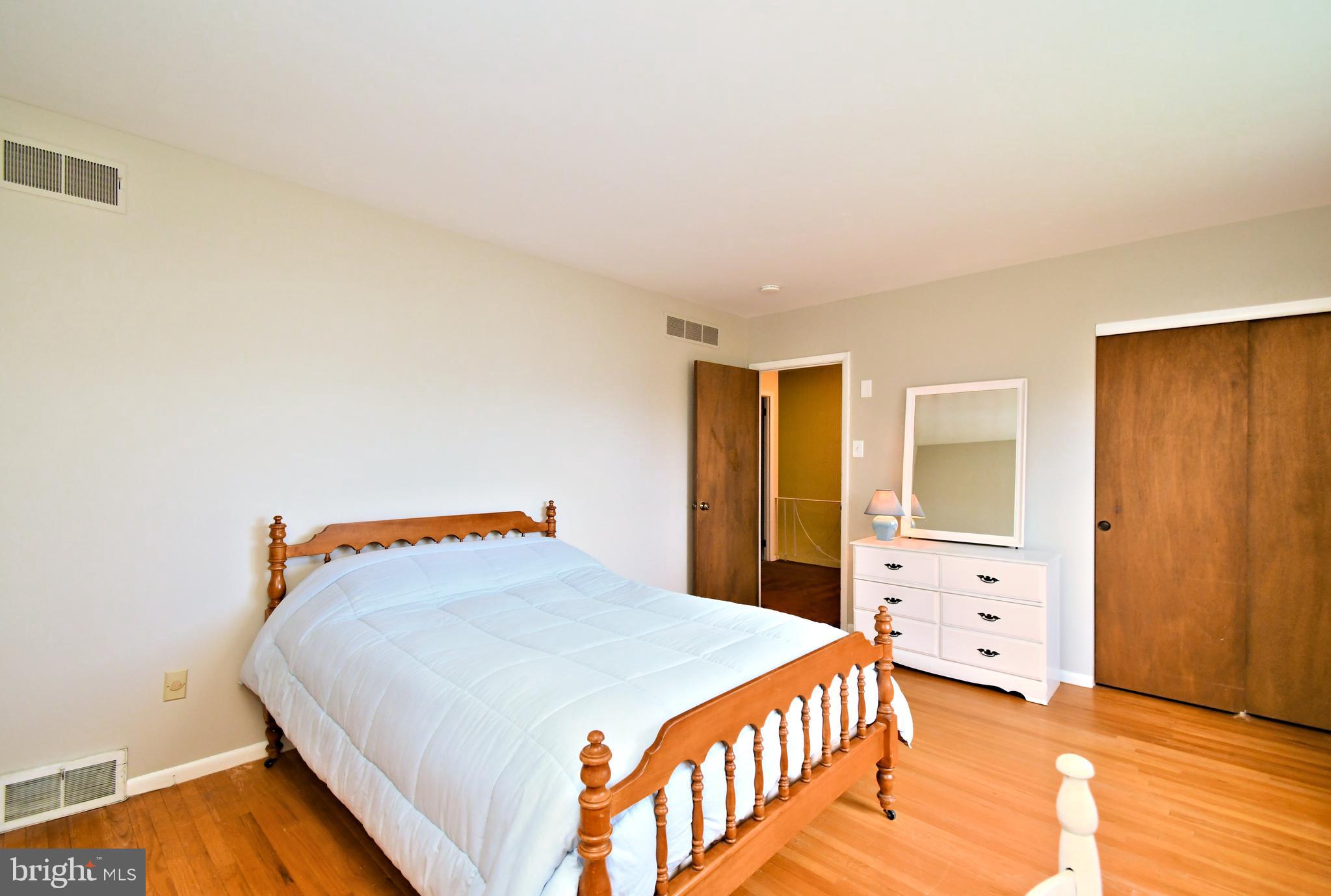 GLEN VIEW PARK - Residential