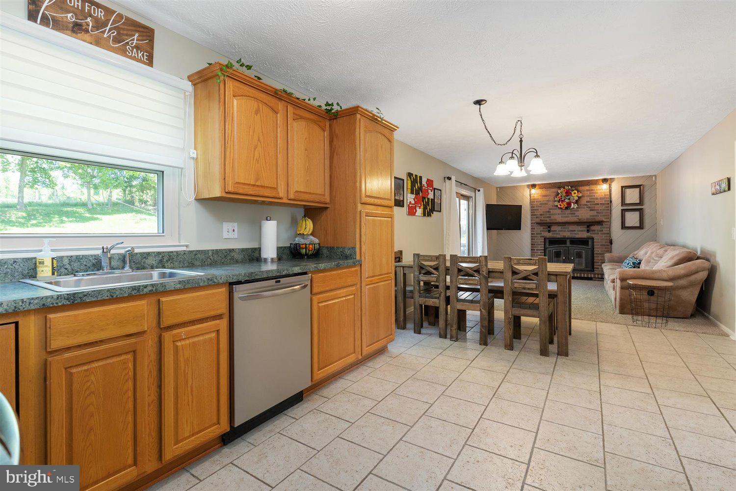 BROADVIEW - Residential