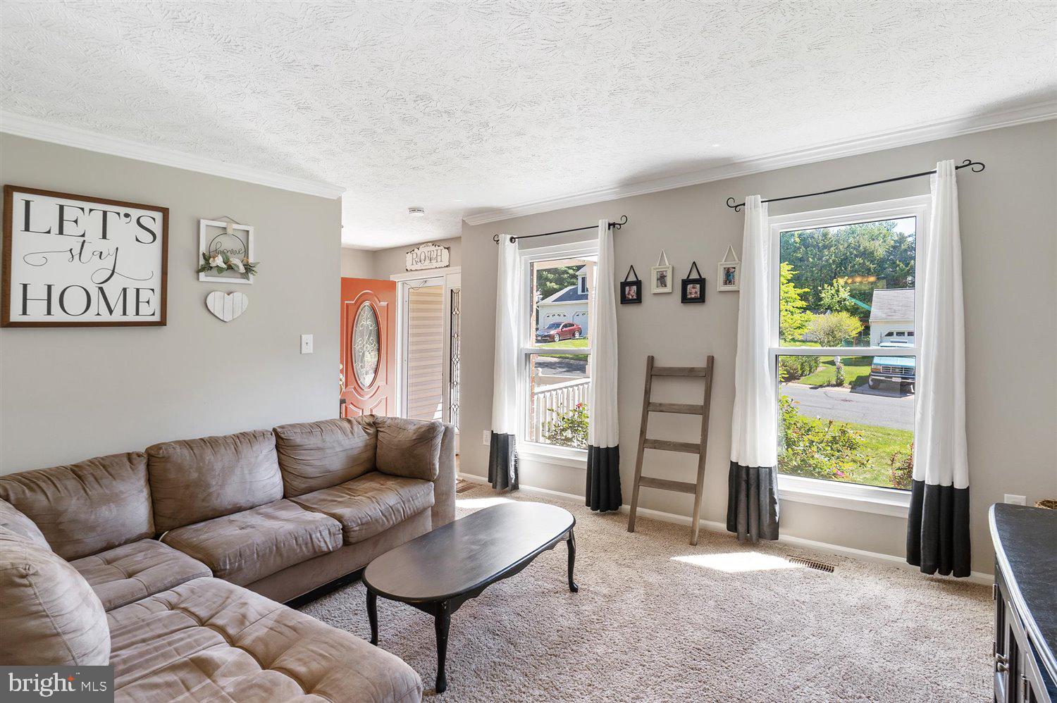 BROADVIEW - Residential