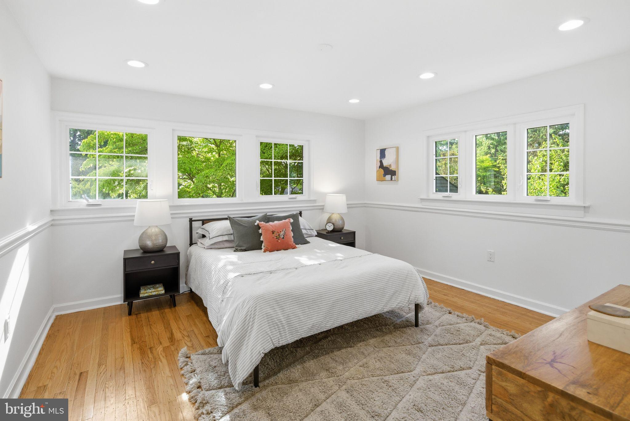 SOUTH WAYNE - Residential