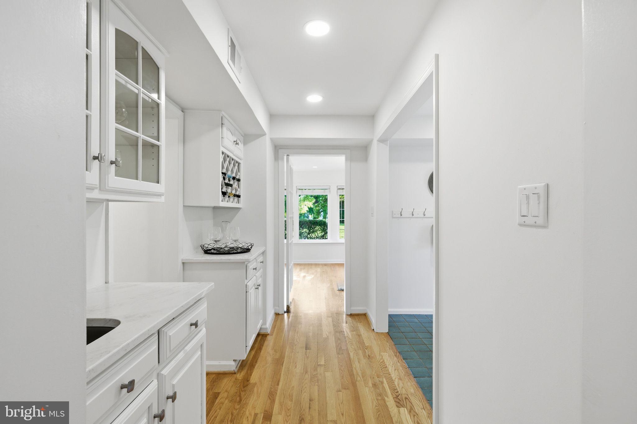 SOUTH WAYNE - Residential