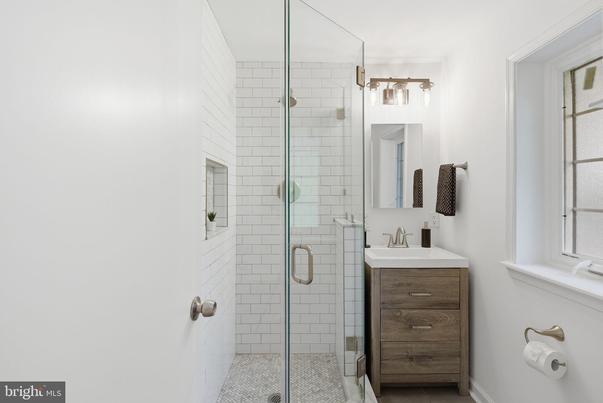SOUTH WAYNE - Residential