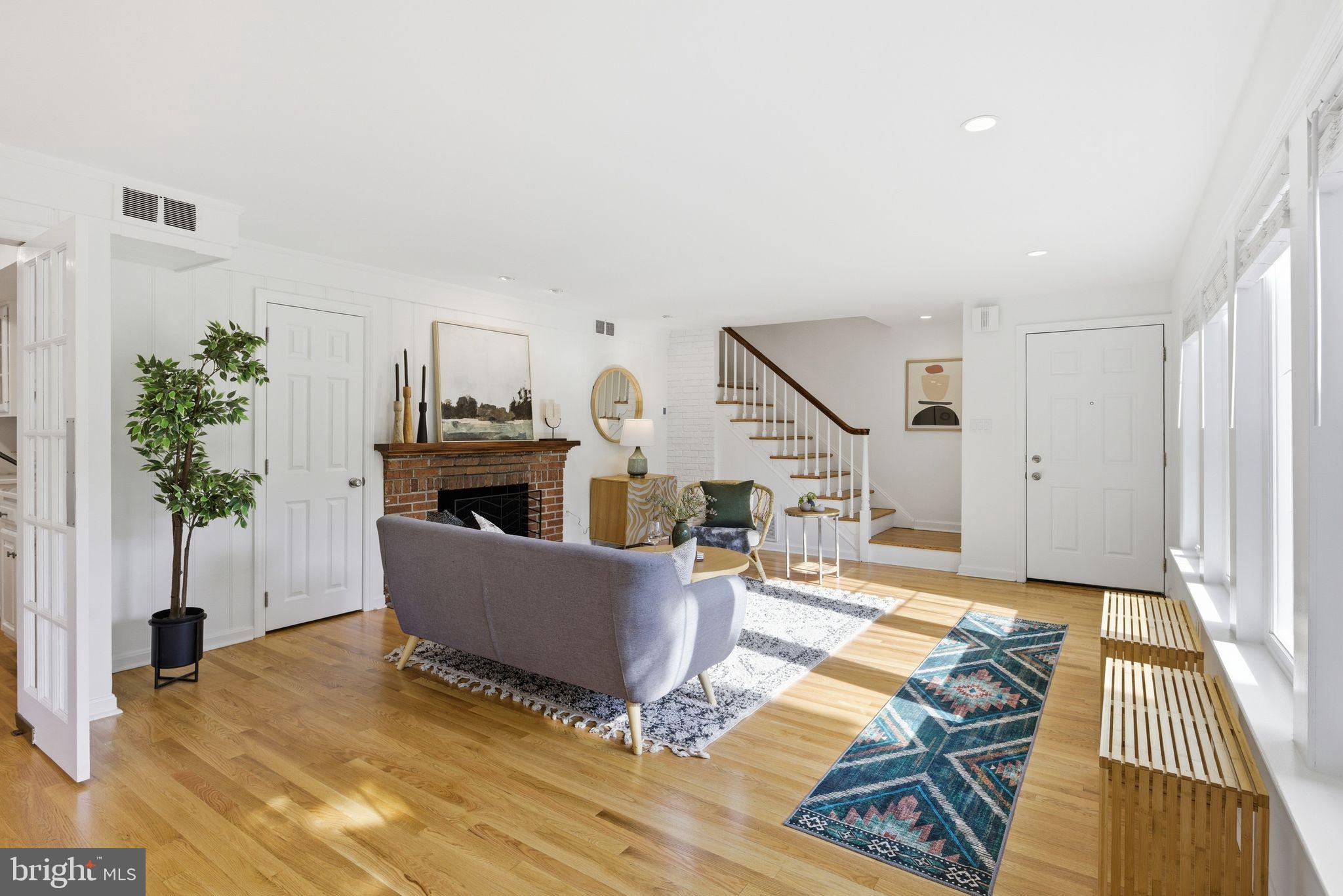 SOUTH WAYNE - Residential