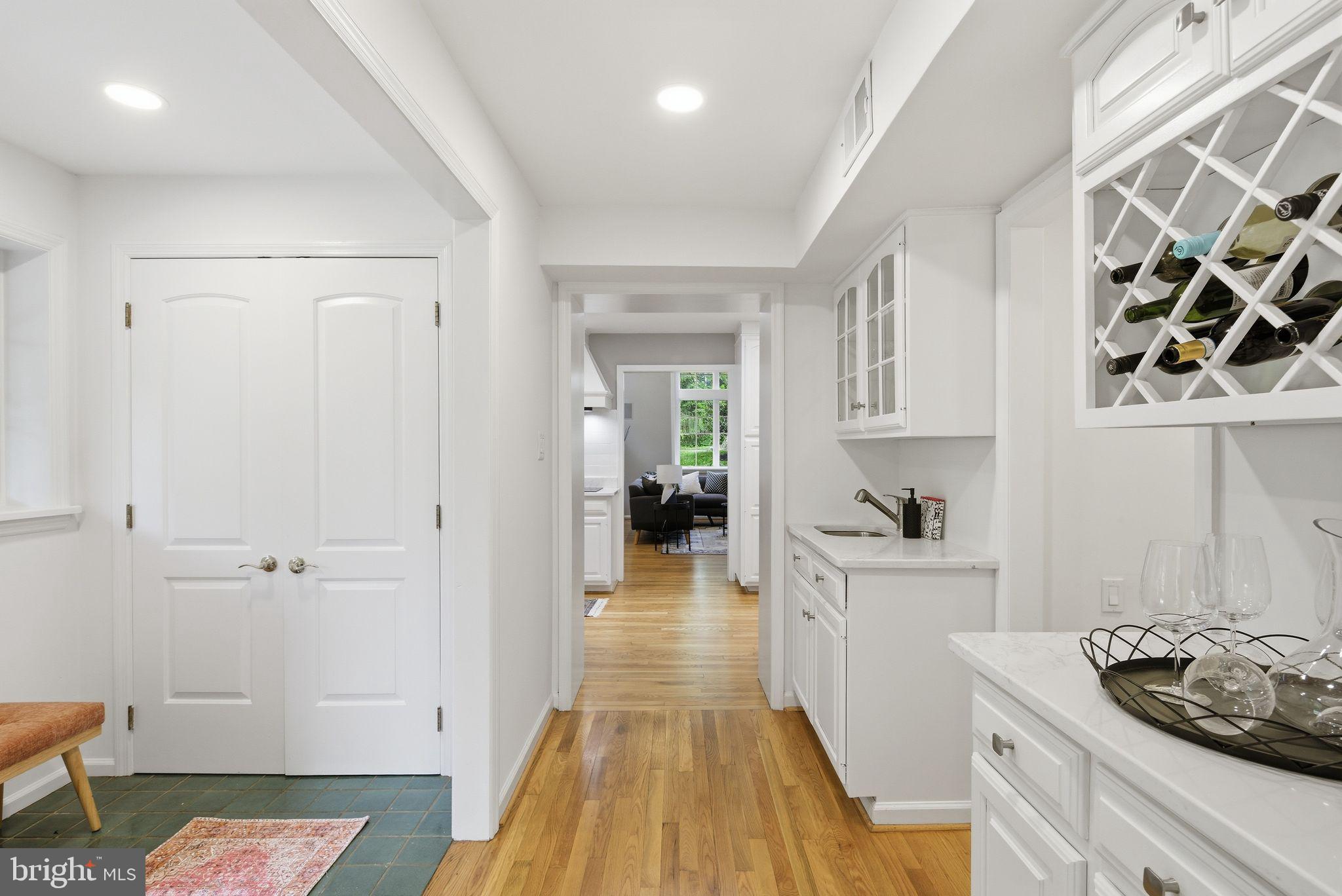 SOUTH WAYNE - Residential