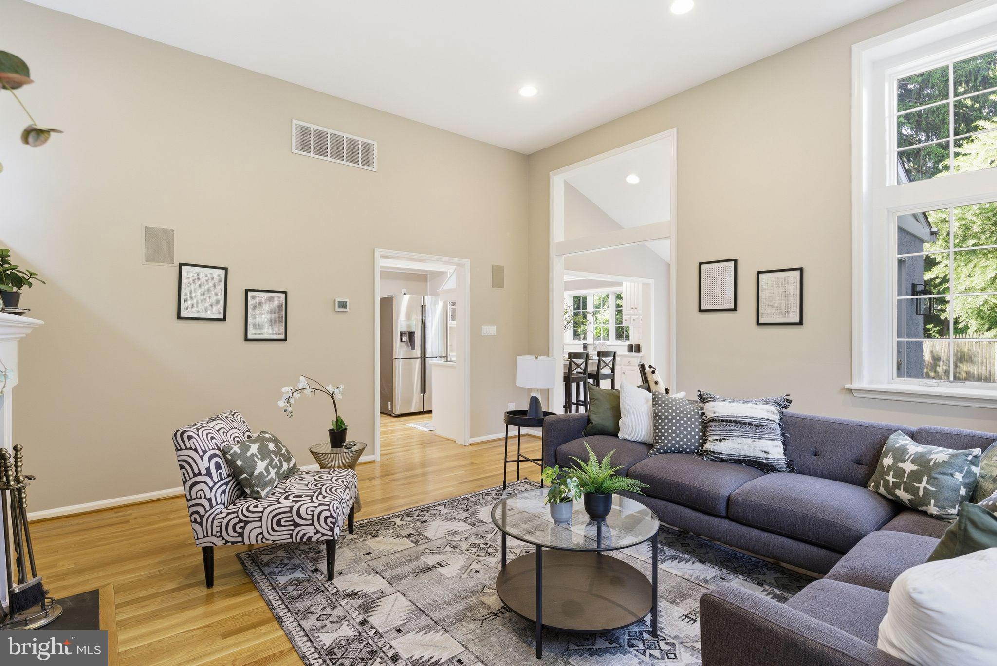 SOUTH WAYNE - Residential