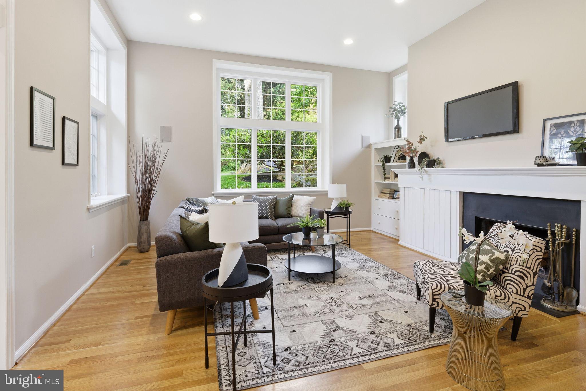 SOUTH WAYNE - Residential