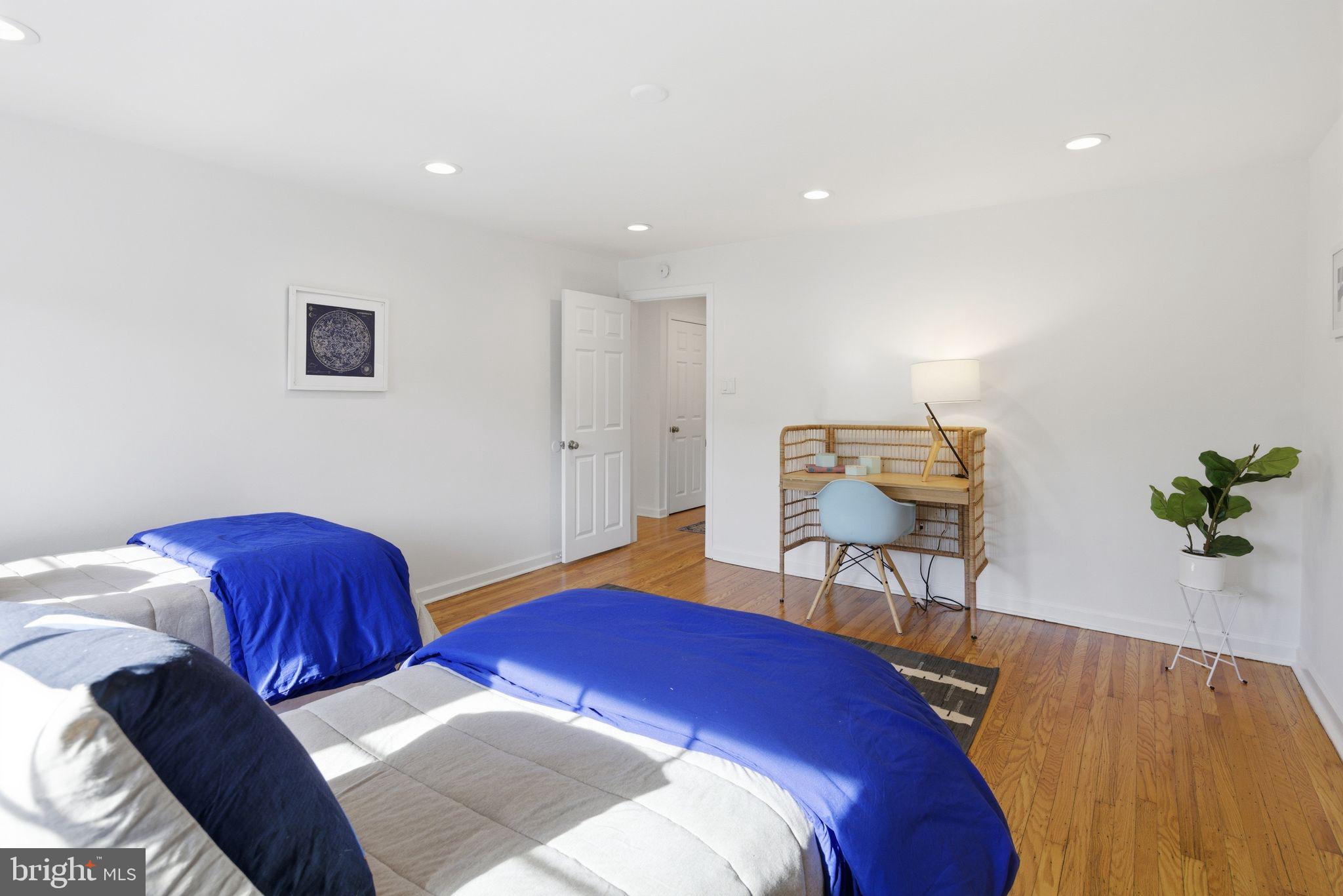 SOUTH WAYNE - Residential