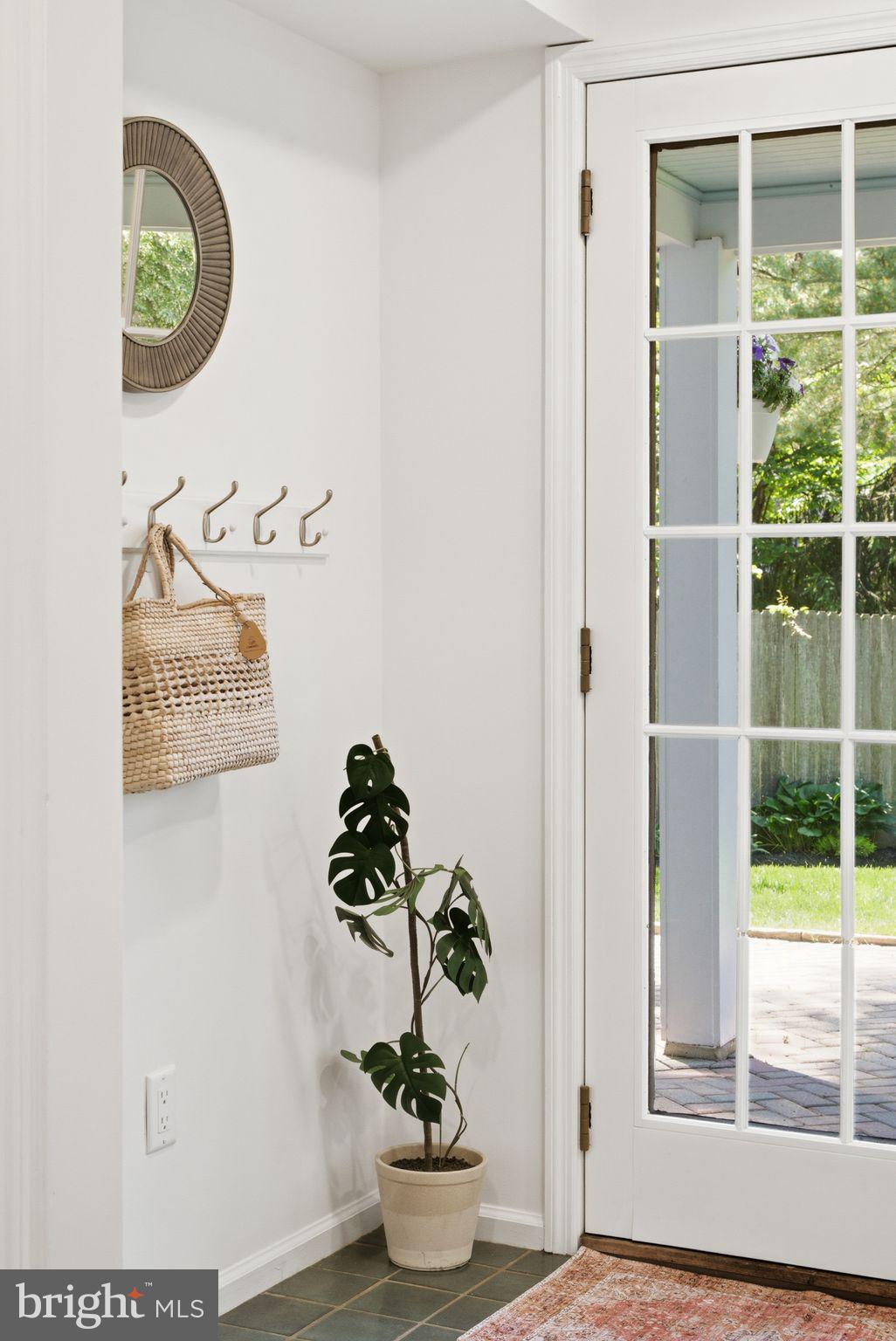 SOUTH WAYNE - Residential