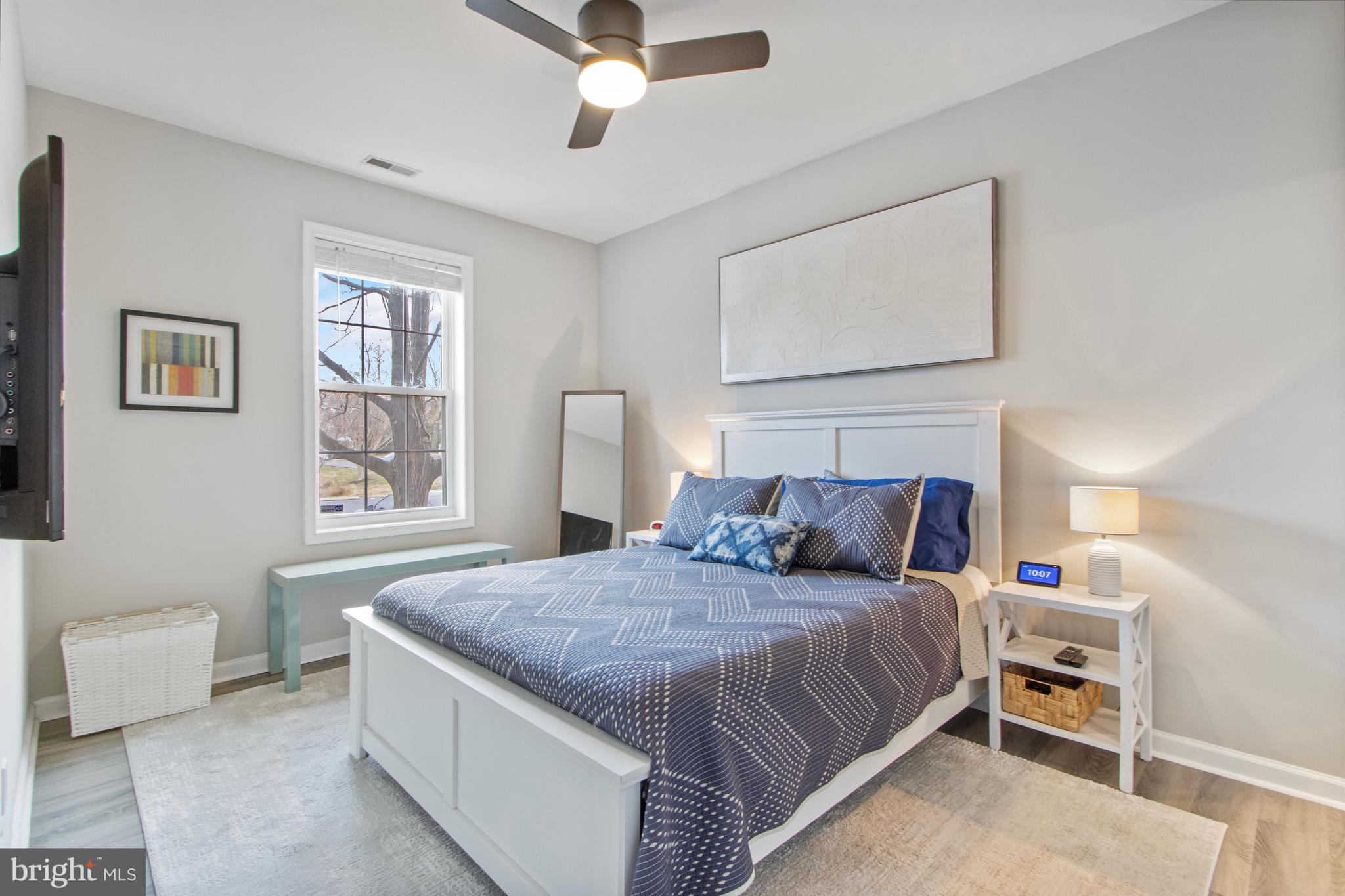 CREEKWOOD - Residential