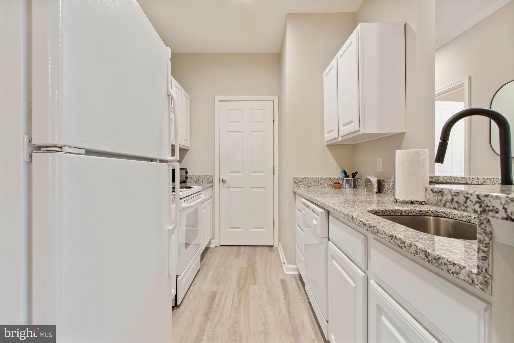 CREEKWOOD - Residential