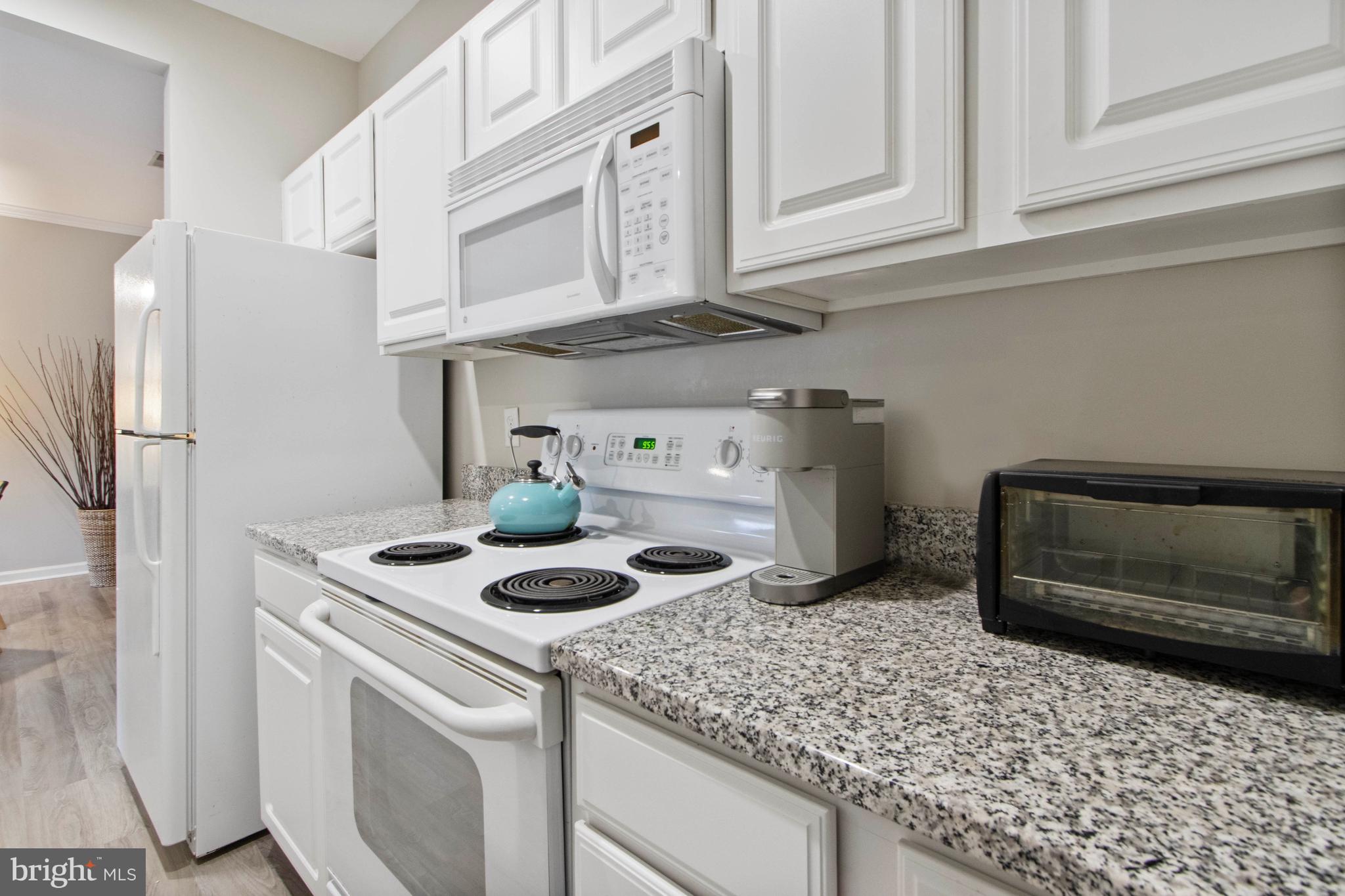 CREEKWOOD - Residential