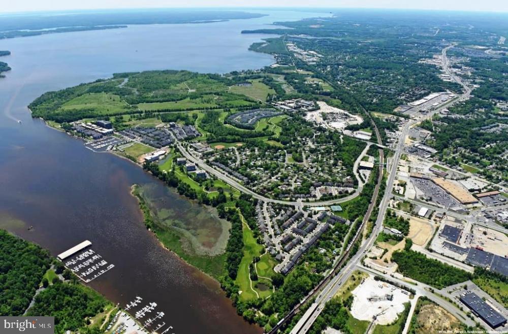 BELMONT BAY - Residential