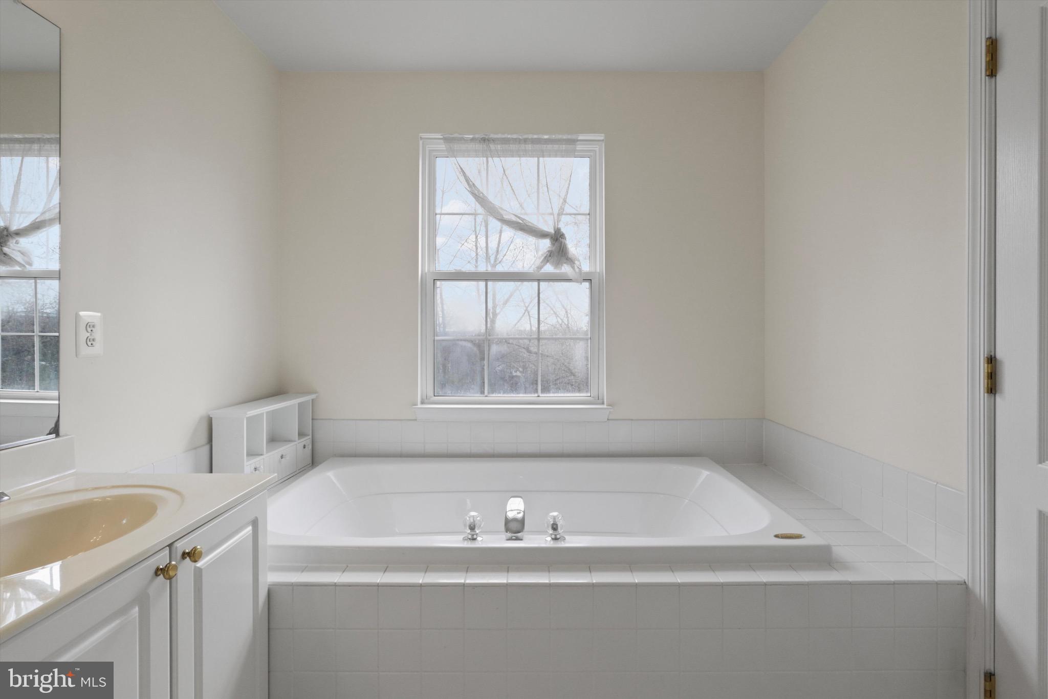 BELMONT BAY - Residential