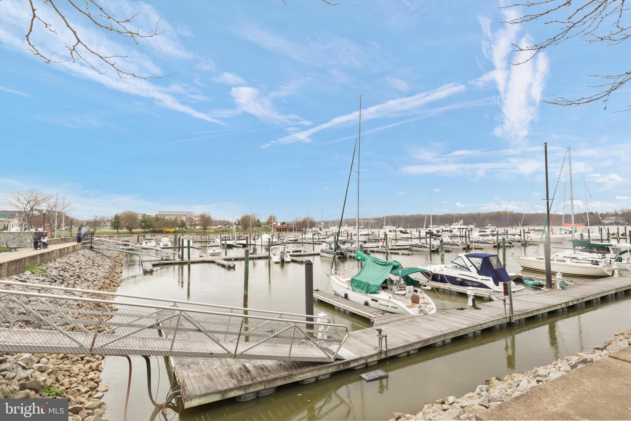 BELMONT BAY - Residential