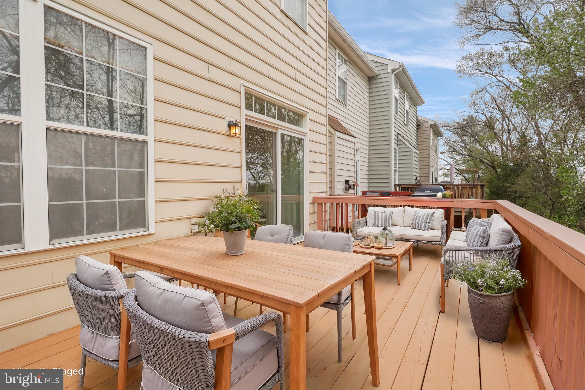 BELMONT BAY - Residential