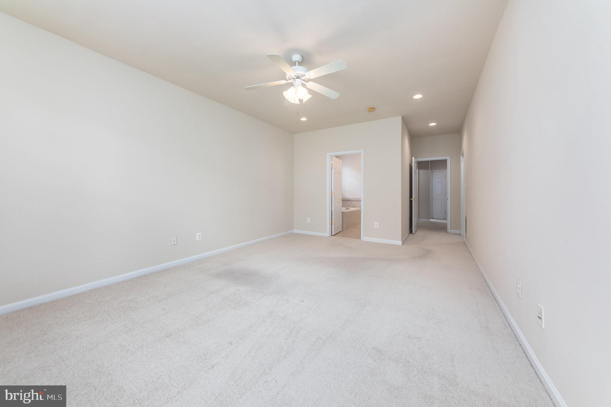 VIRGINIA HERITAGE AT LEE'S PARK - Residential