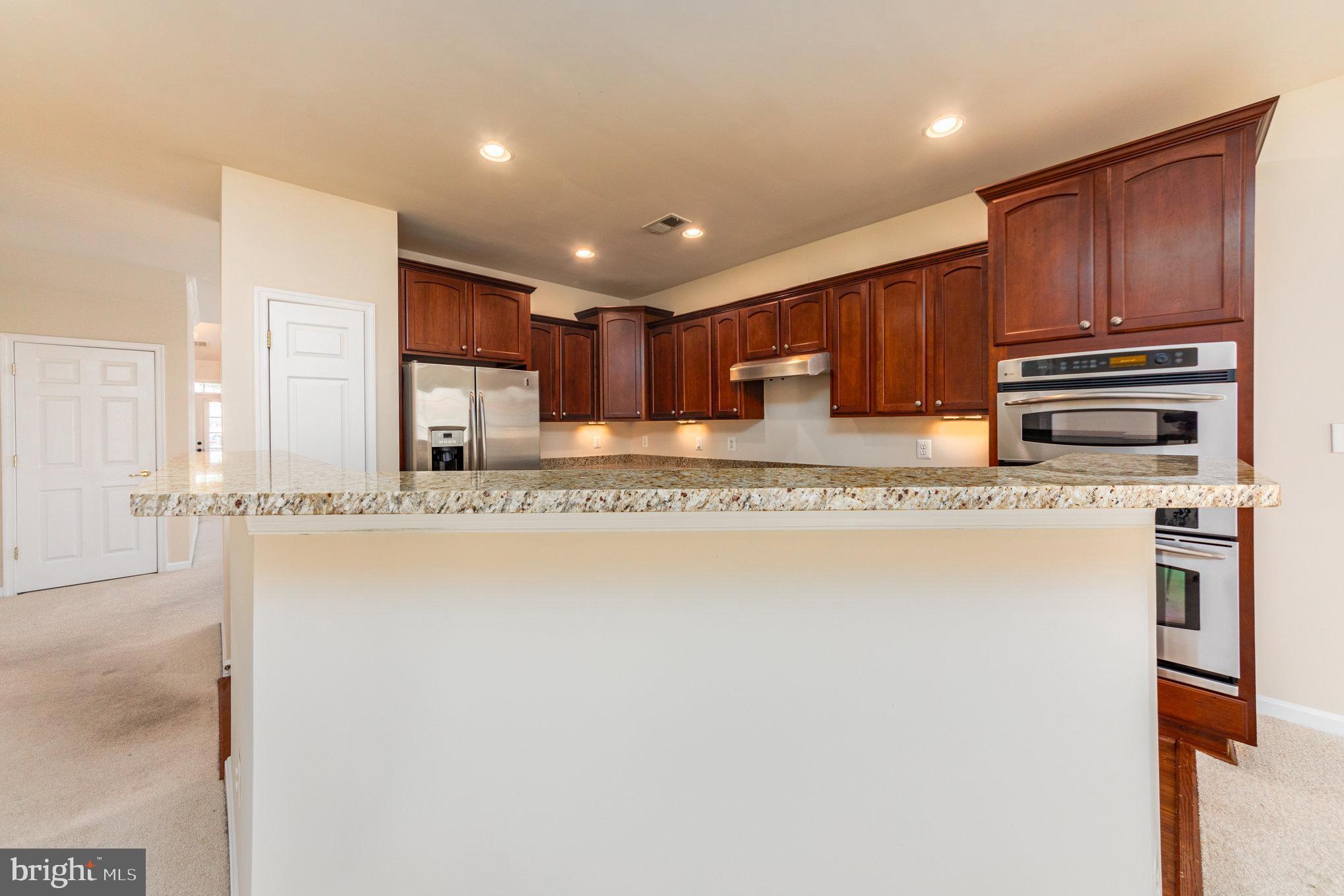 VIRGINIA HERITAGE AT LEE'S PARK - Residential