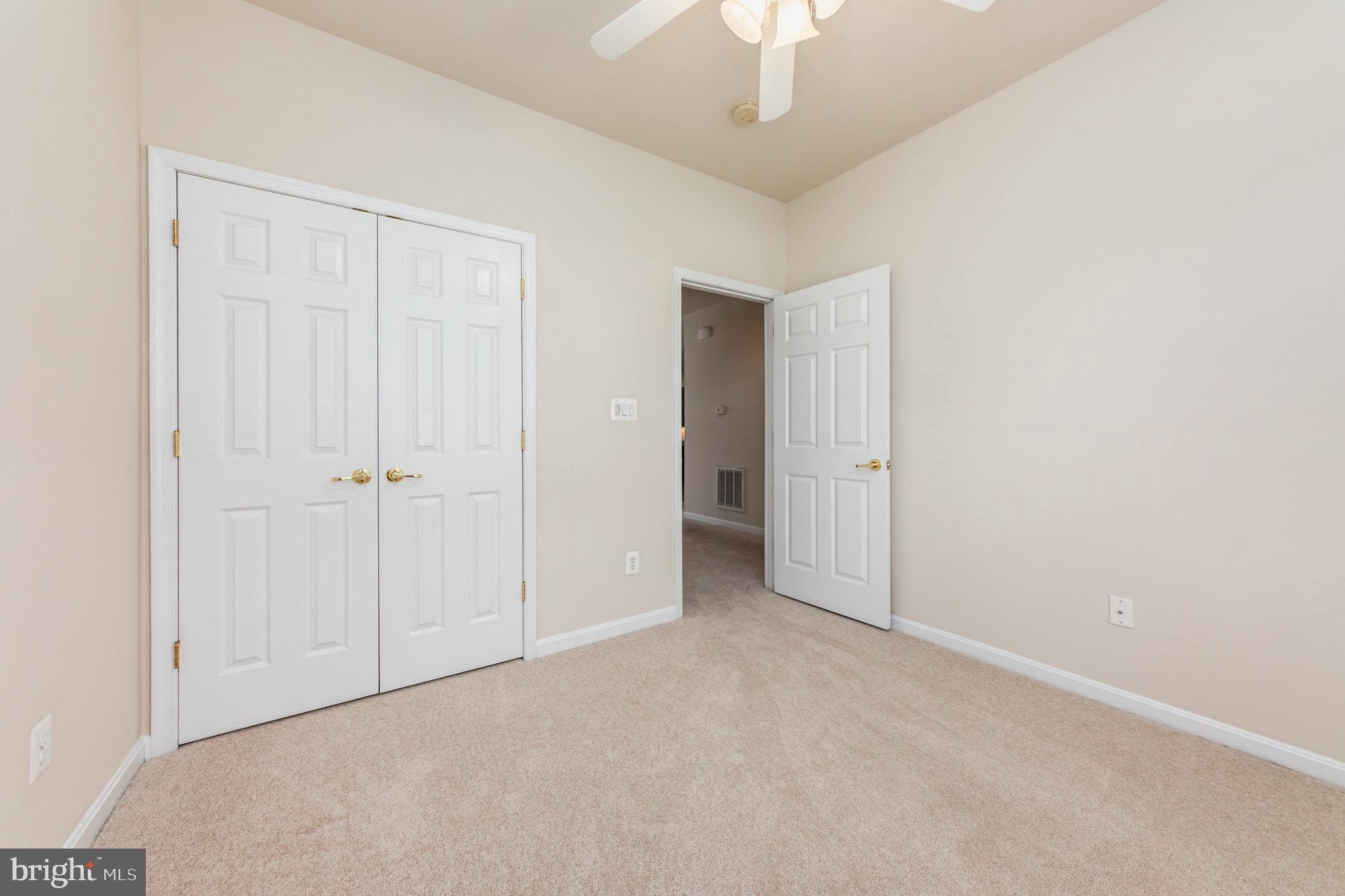 VIRGINIA HERITAGE AT LEE'S PARK - Residential