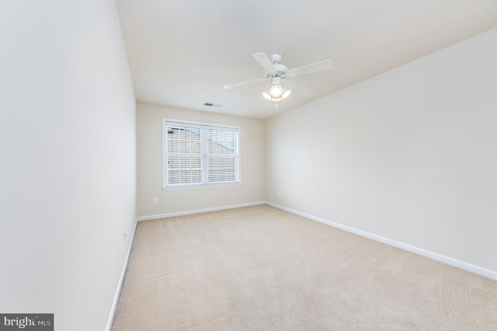 VIRGINIA HERITAGE AT LEE'S PARK - Residential