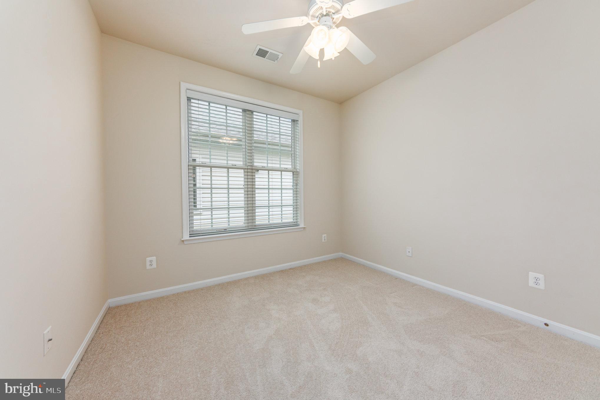 VIRGINIA HERITAGE AT LEE'S PARK - Residential