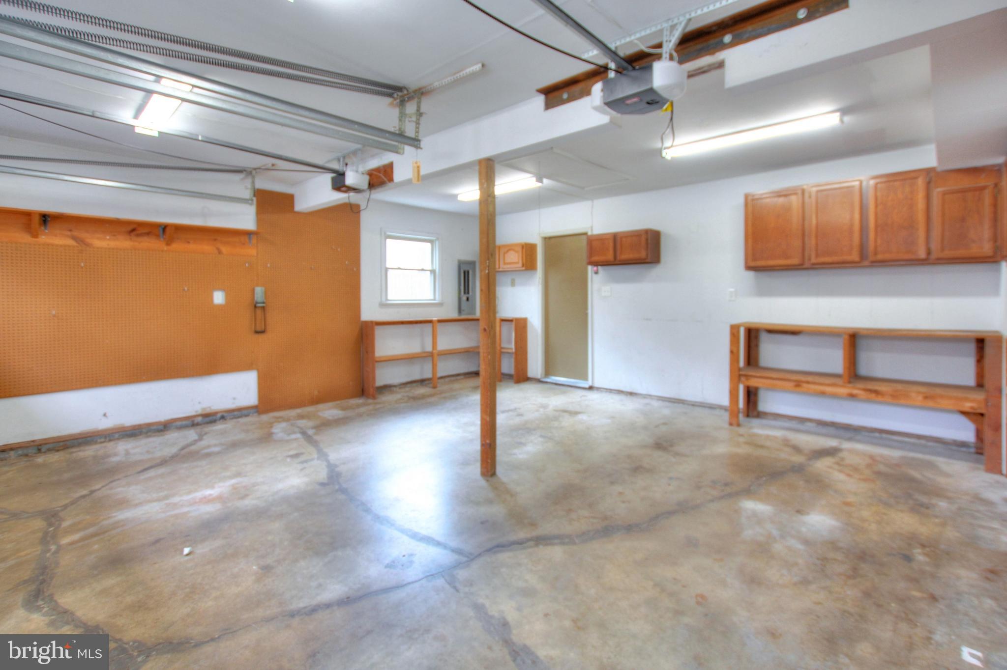 MONTPELIER - Residential