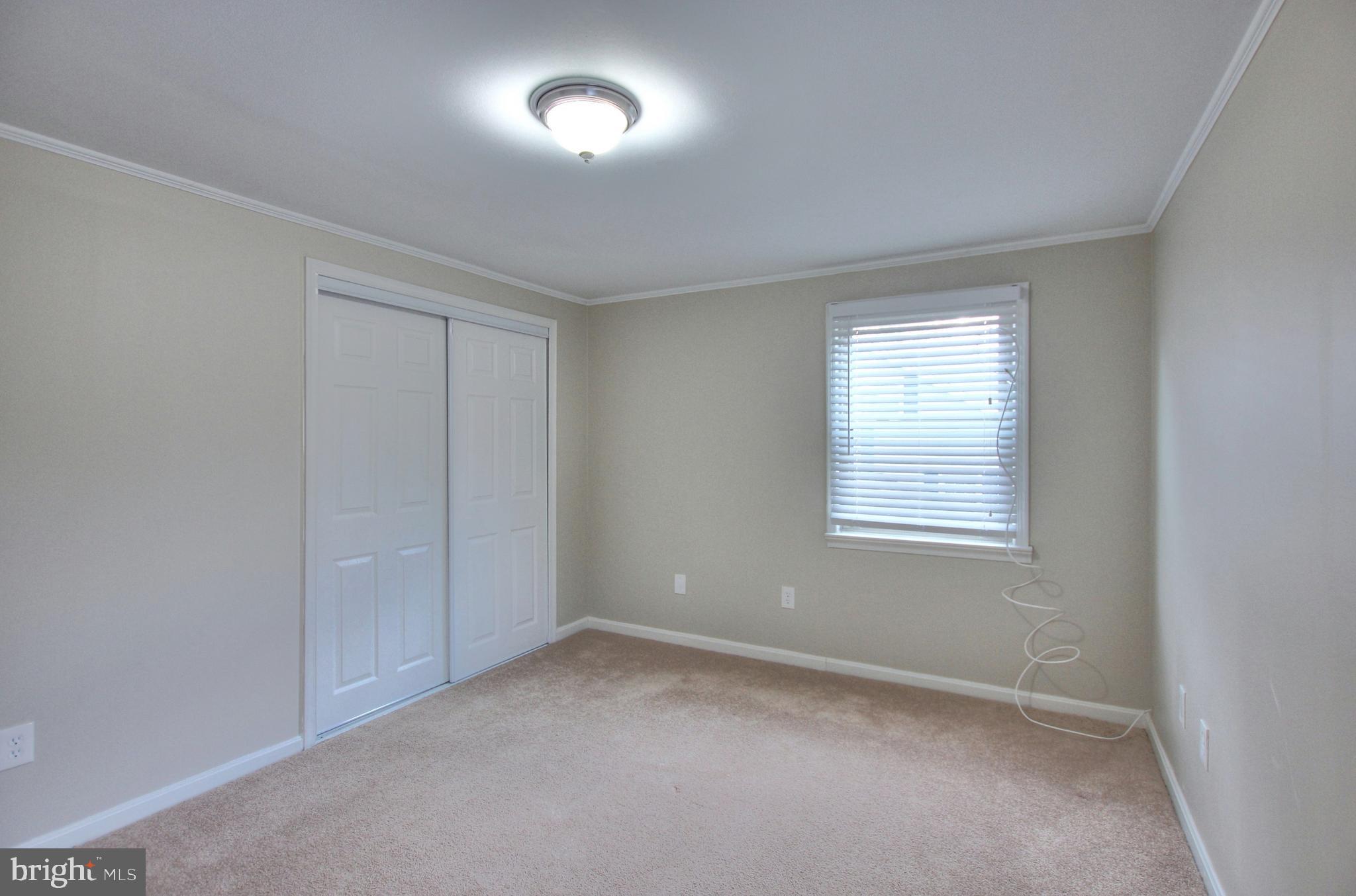 MONTPELIER - Residential