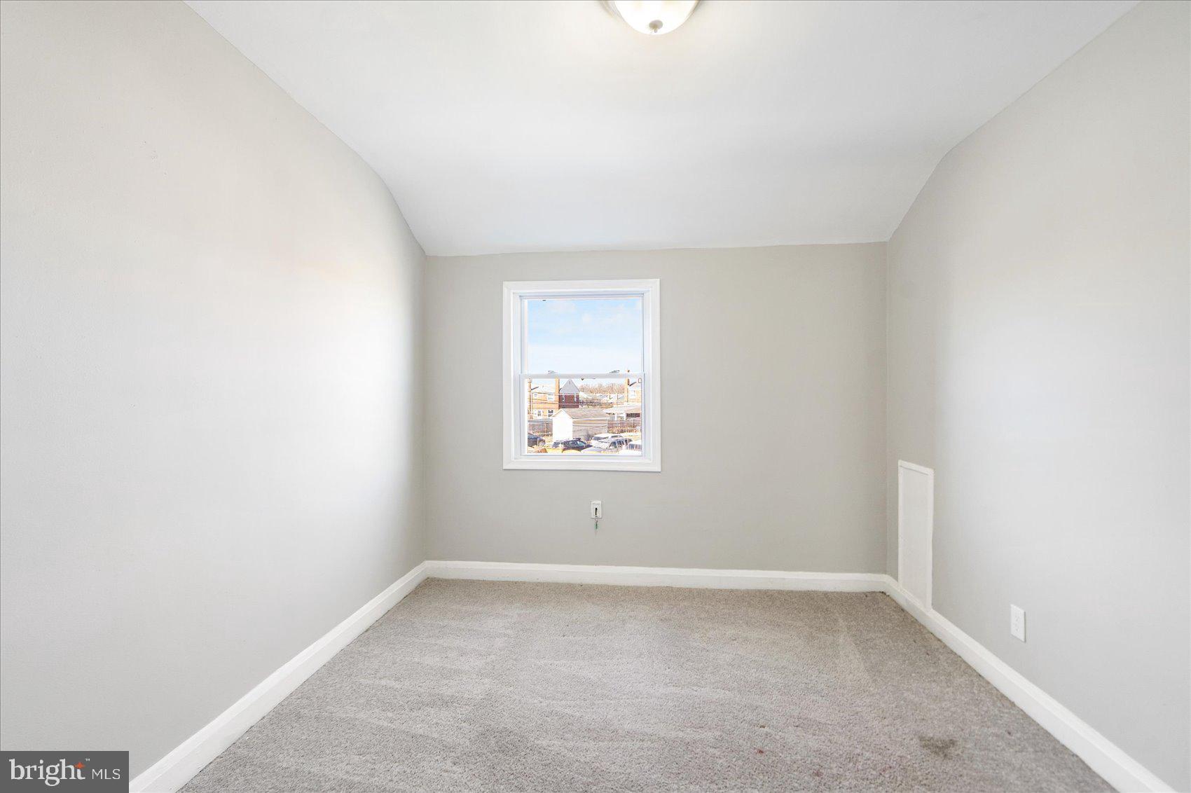 MIDDLESEX - Residential