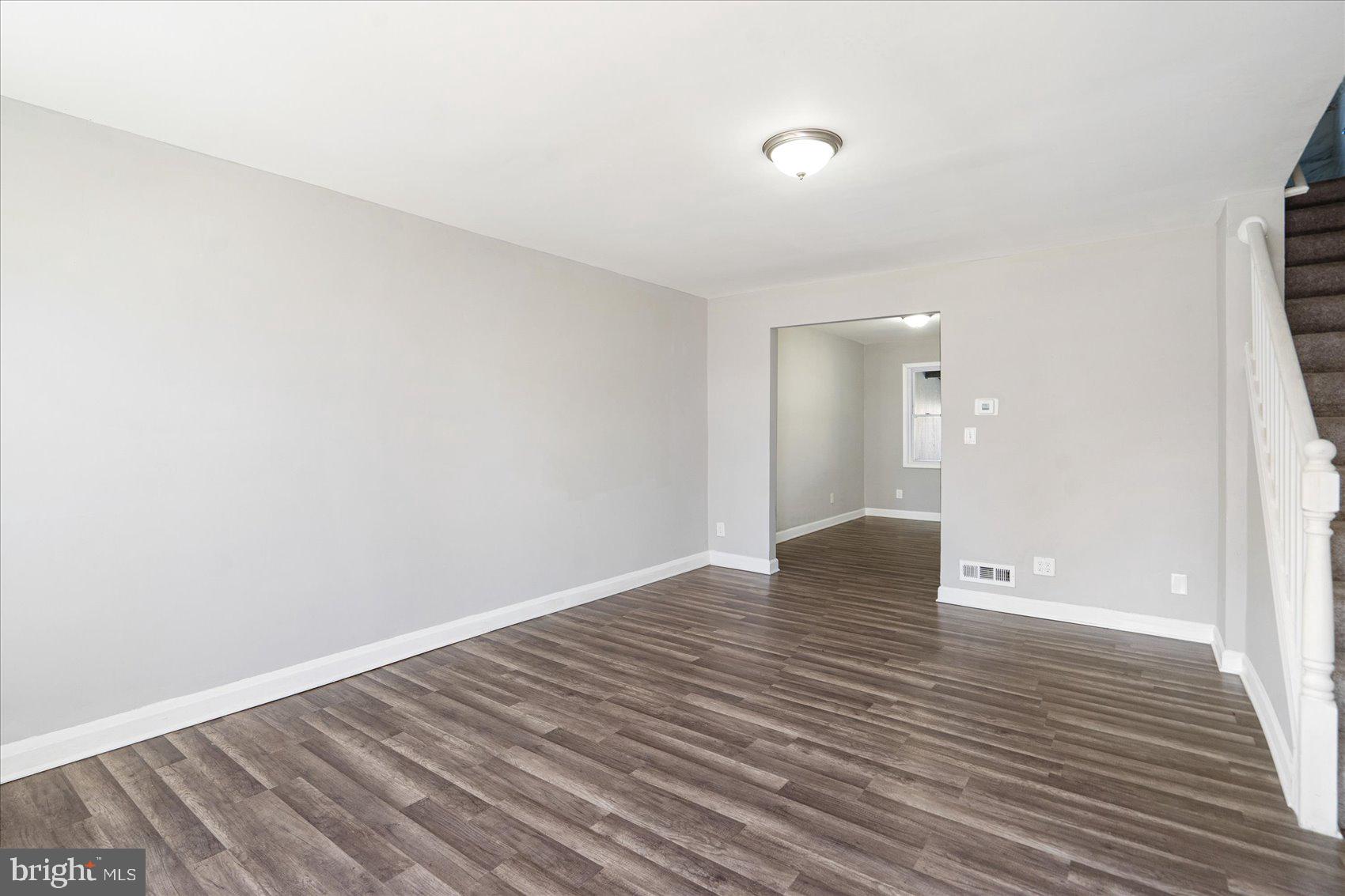 MIDDLESEX - Residential