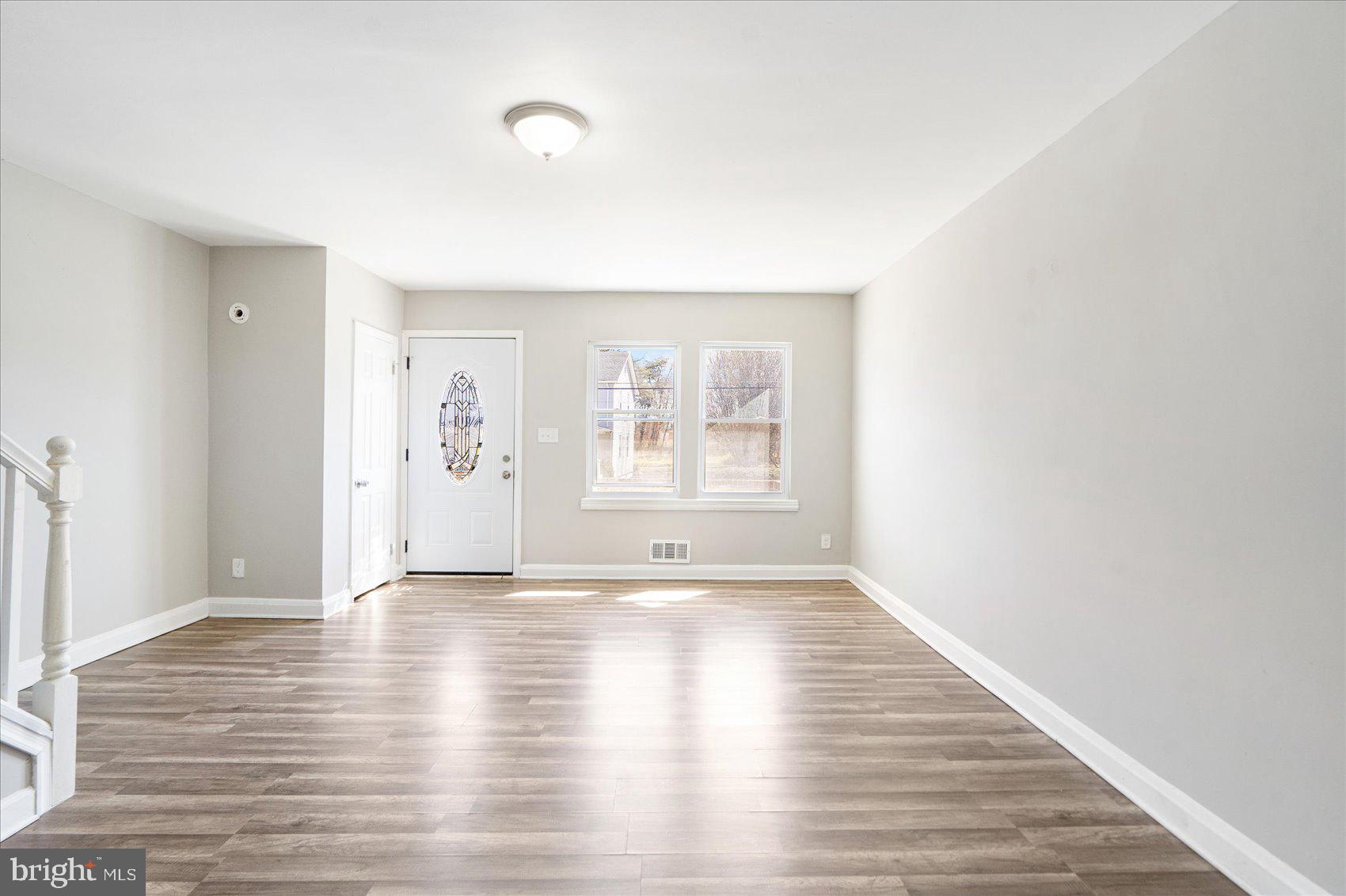 MIDDLESEX - Residential