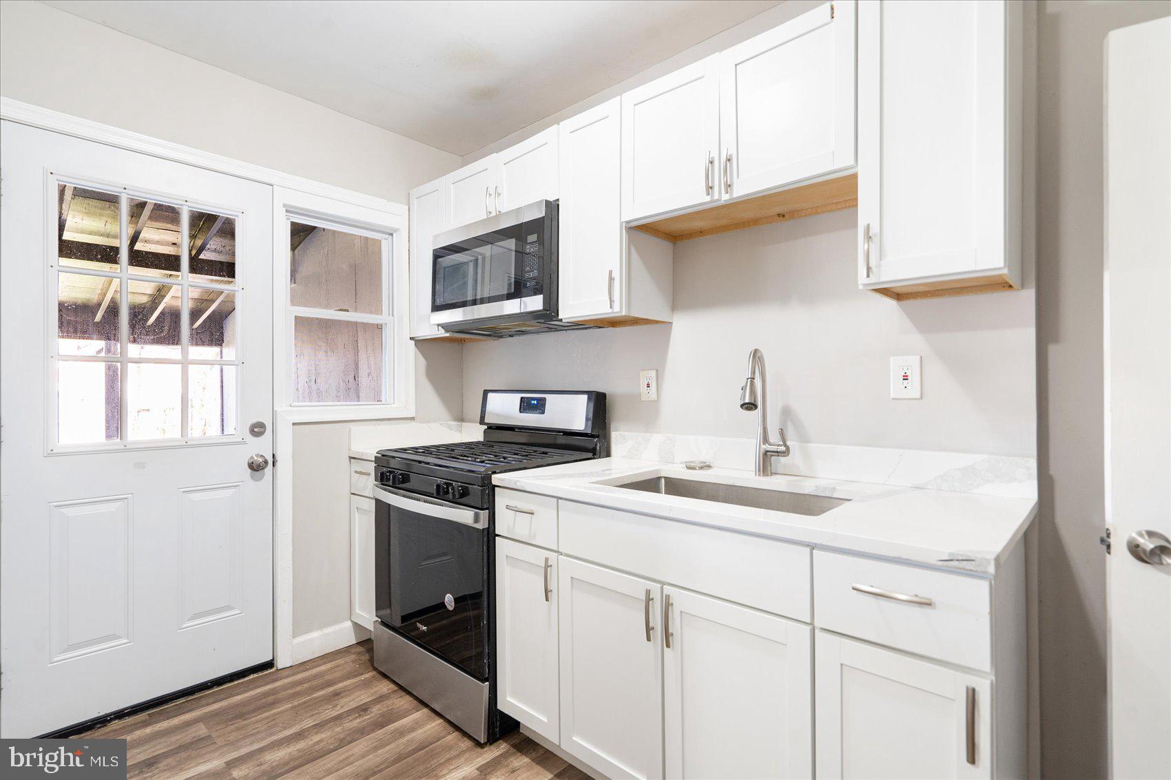 MIDDLESEX - Residential