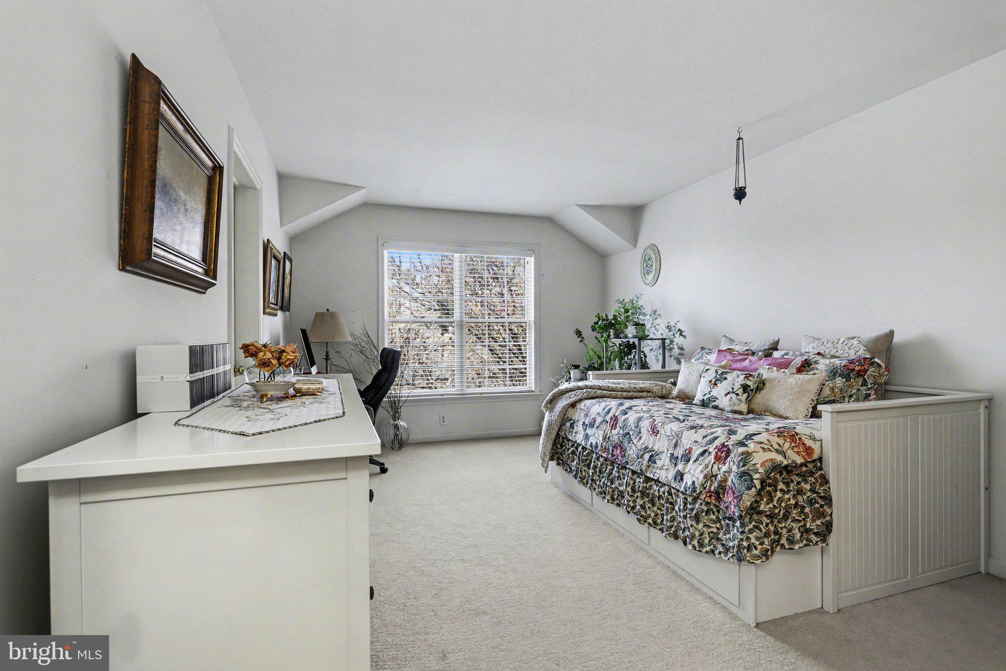 STONE CREEK - Residential