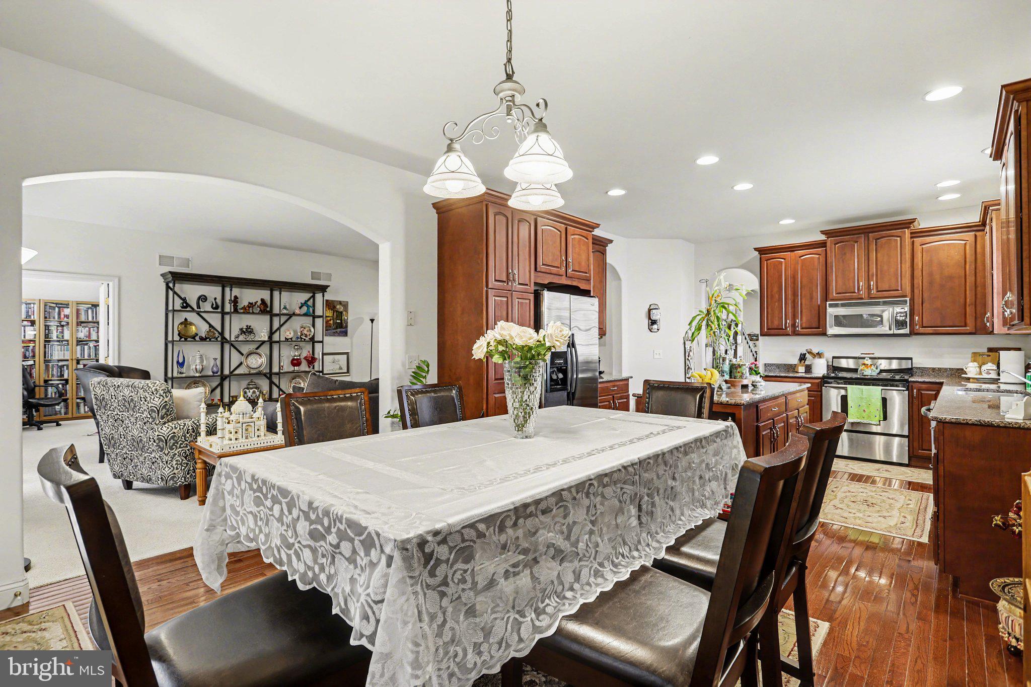 STONE CREEK - Residential