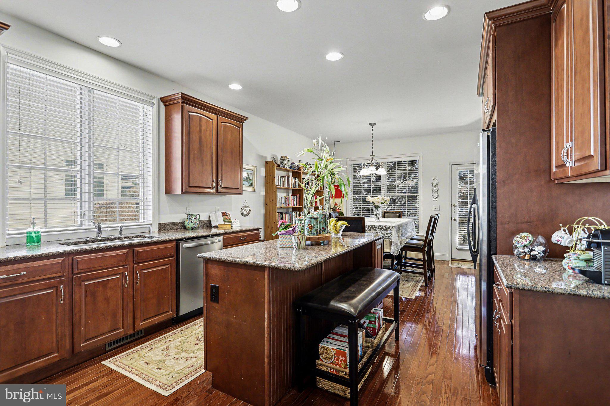 STONE CREEK - Residential