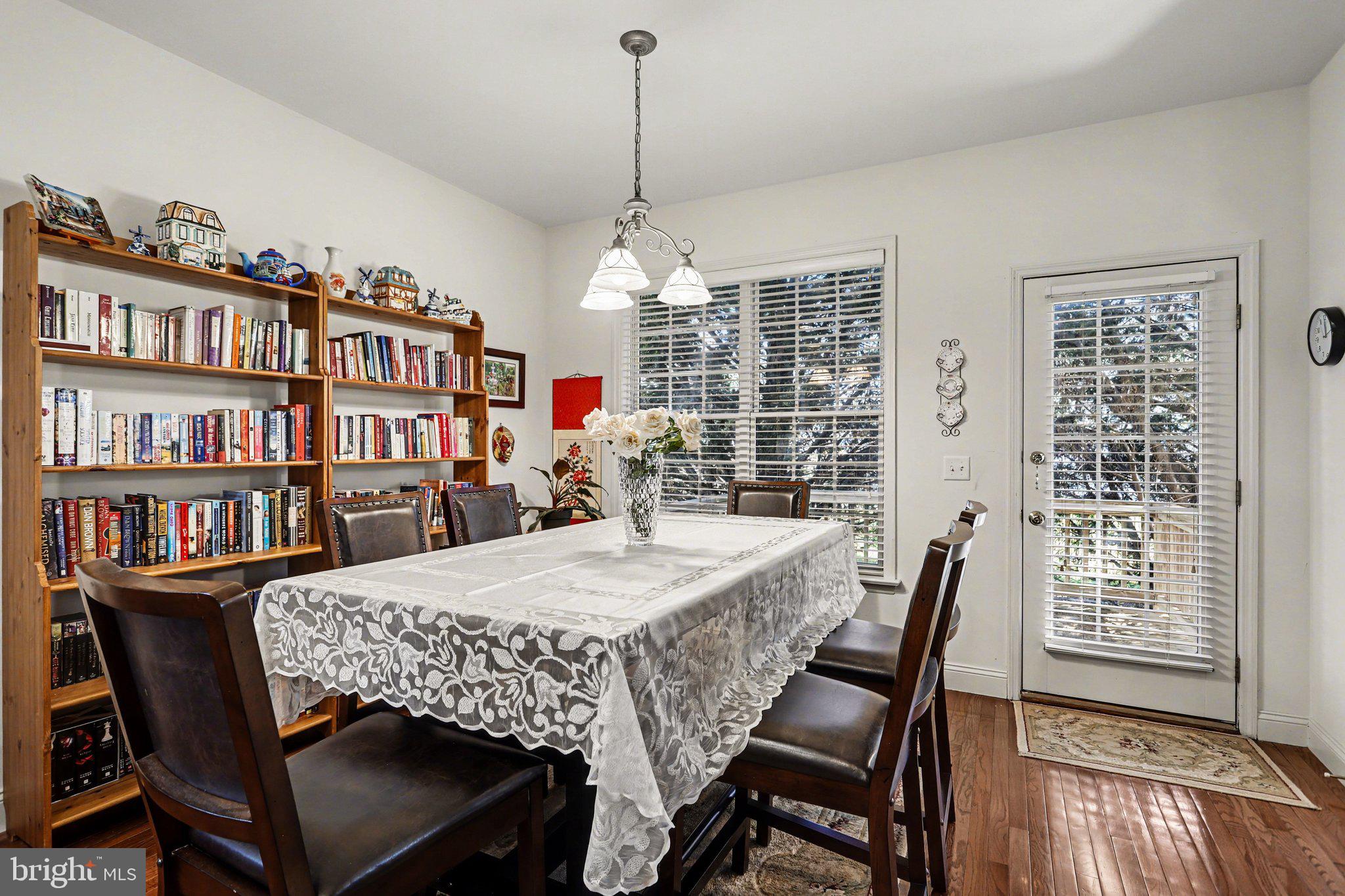 STONE CREEK - Residential