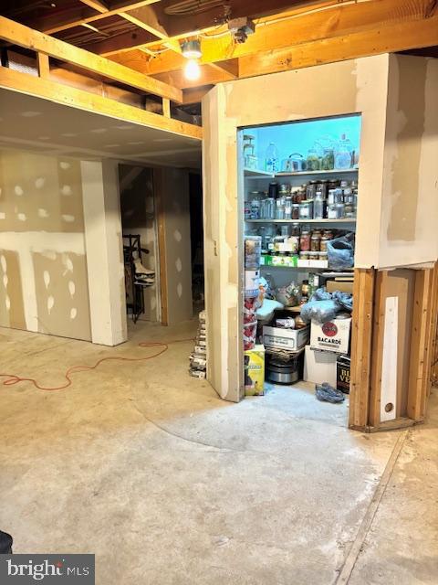 MCVEYTOWN - Residential