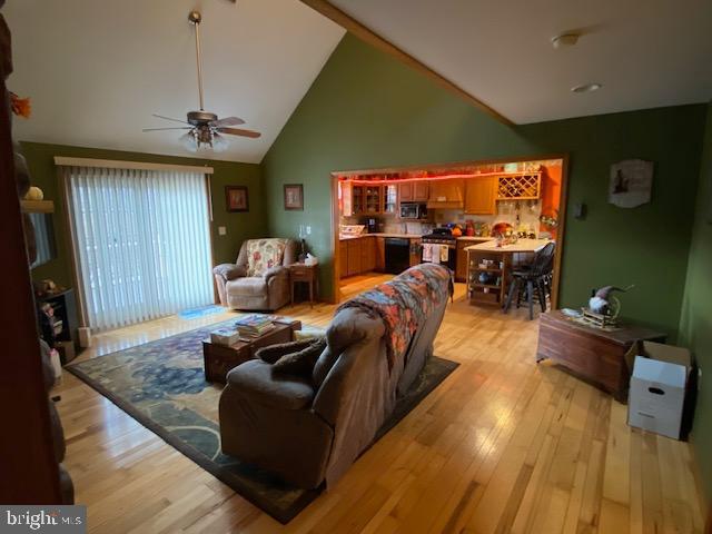 MCVEYTOWN - Residential