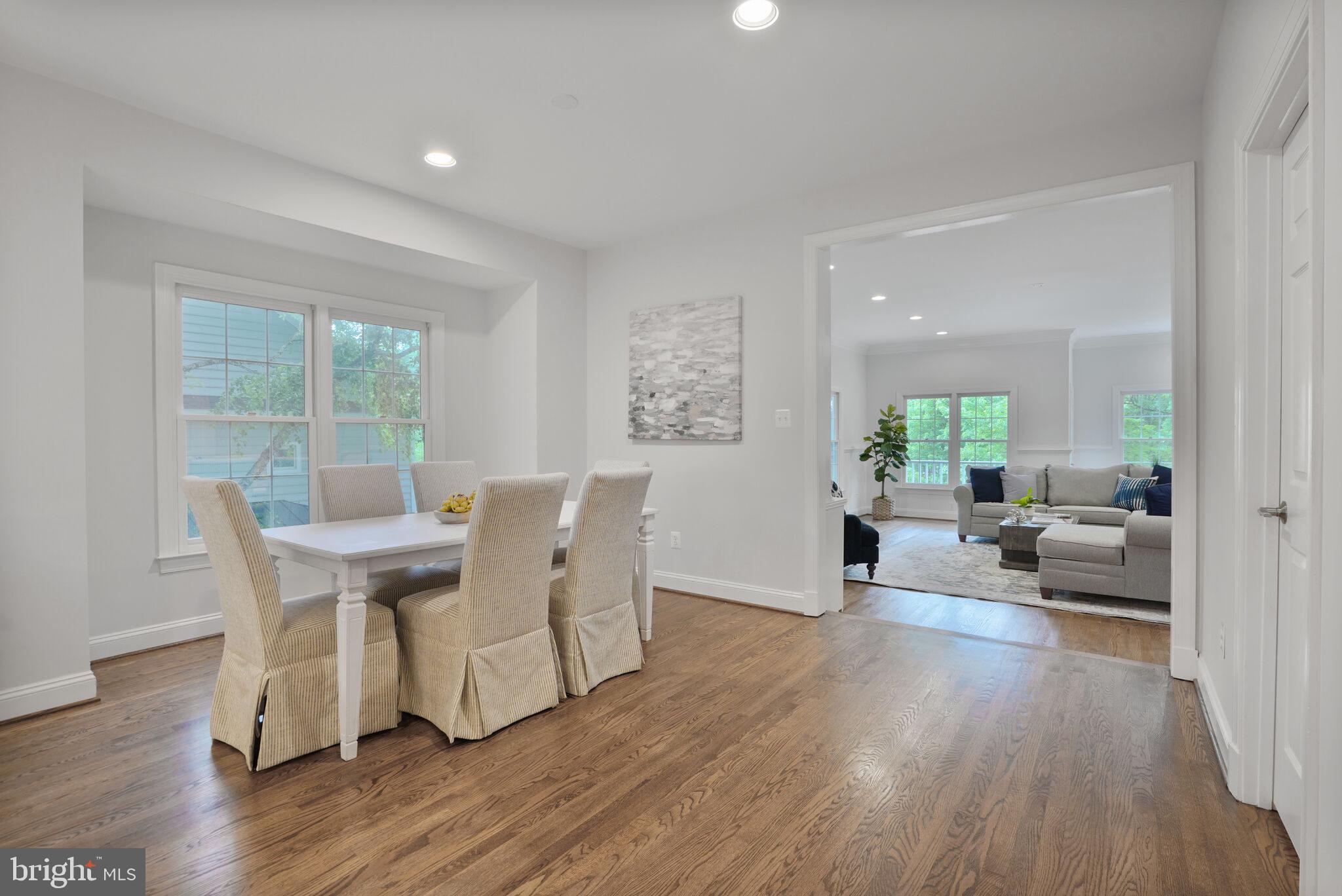 CHEVY CHASE - Residential